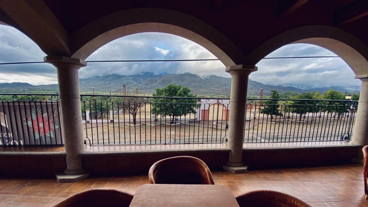 Hotel Real De Los Álamos Esterno foto