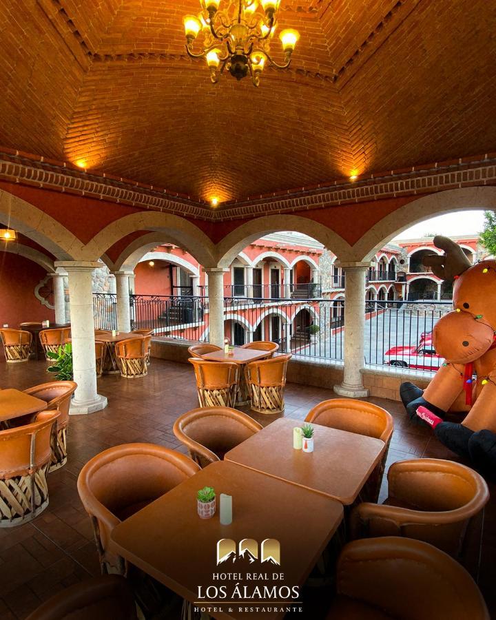 Hotel Real De Los Álamos Esterno foto